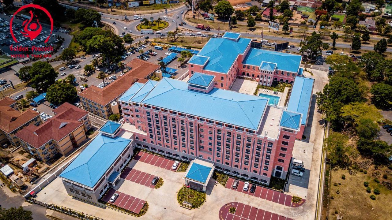 Golden Peacock Hotel Blantyre Extérieur photo