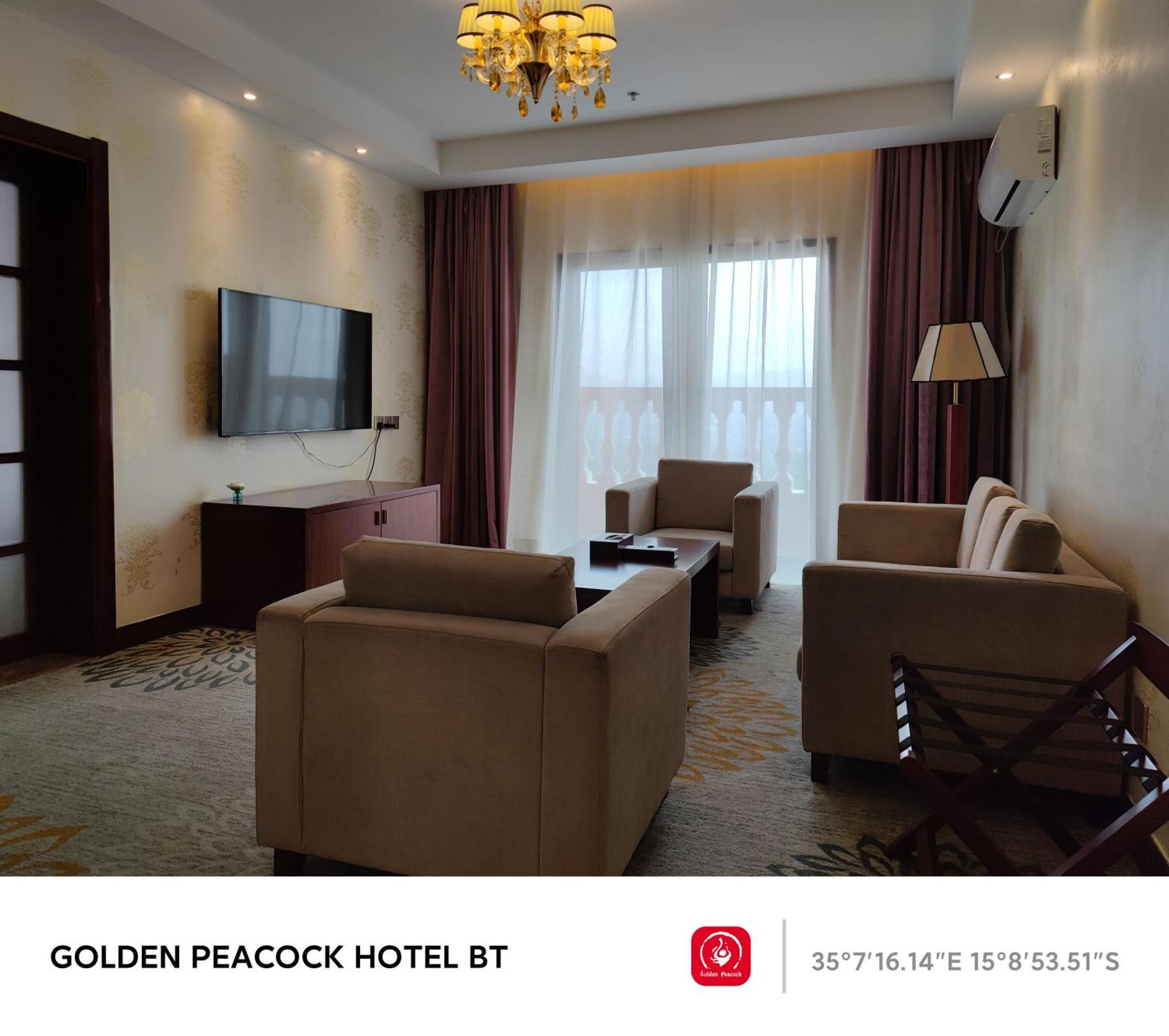 Golden Peacock Hotel Blantyre Extérieur photo